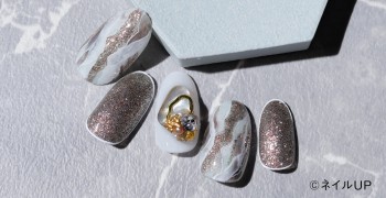 キラキラ輝くニュアンス大理石