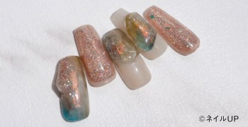ニュアンス鉱石ネイル